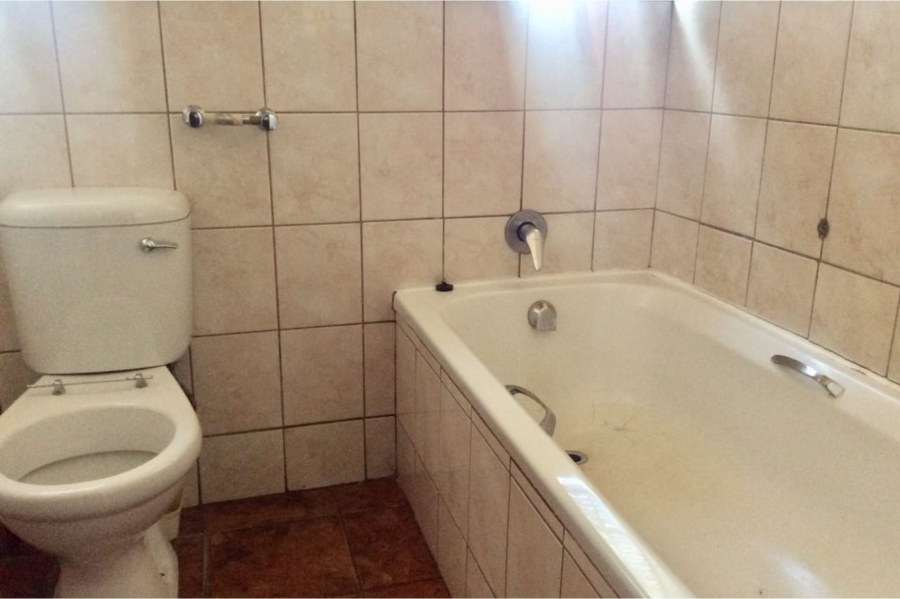 3 Bedroom Property for Sale in Waterval East North West